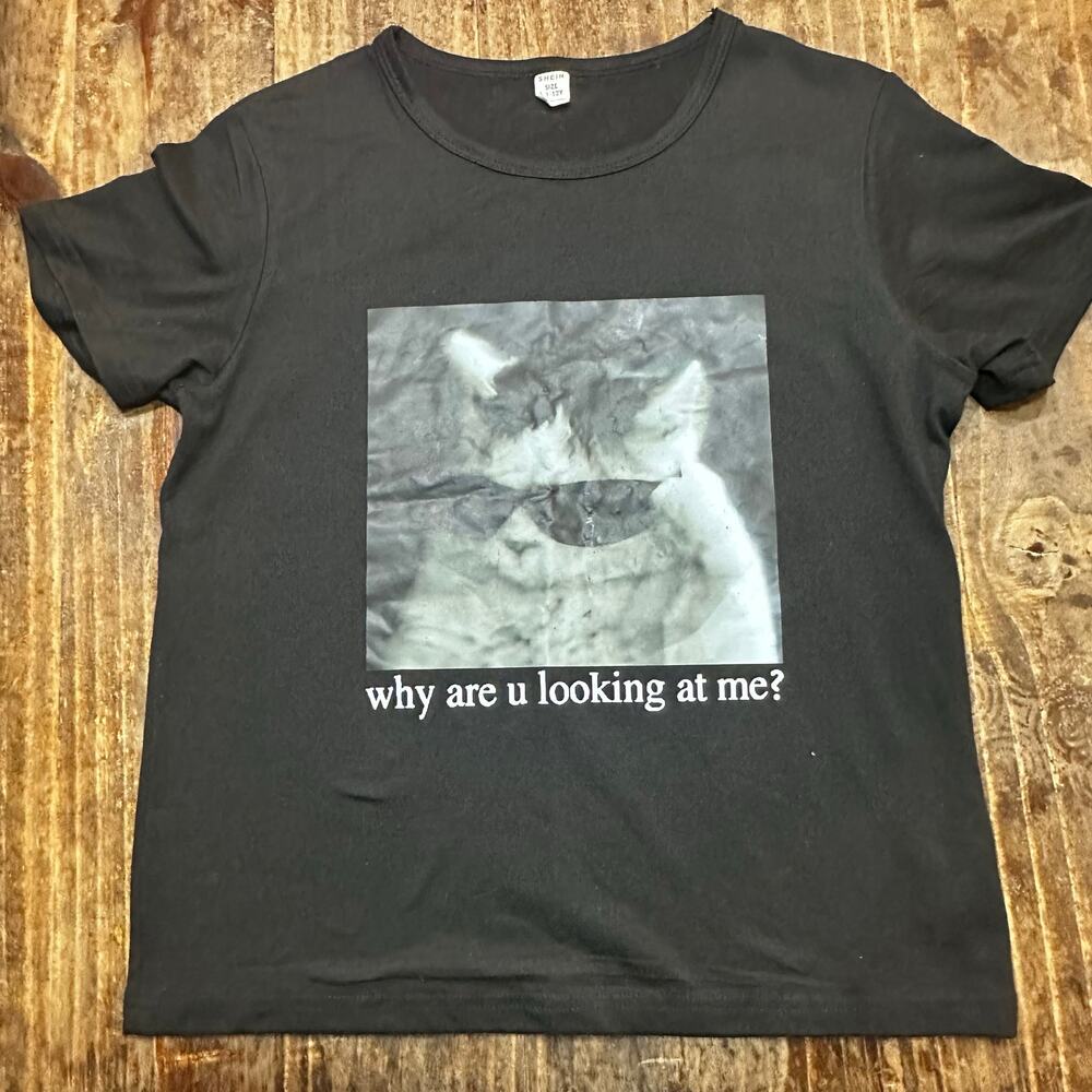 Girls Graphic Tee sz 12 short sleeve graphic tee cat design
